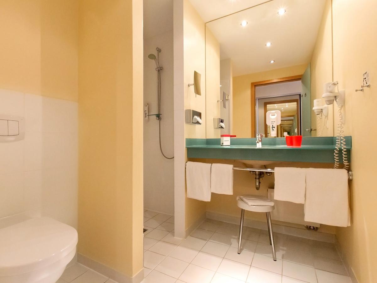 Dormero Hotel Altes Kaufhaus Lueneburg Bagian luar foto
